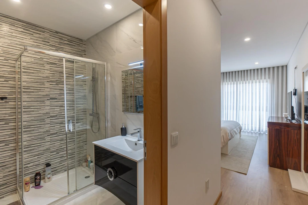 Moradia T3 para Venda em Macieira Foto 13