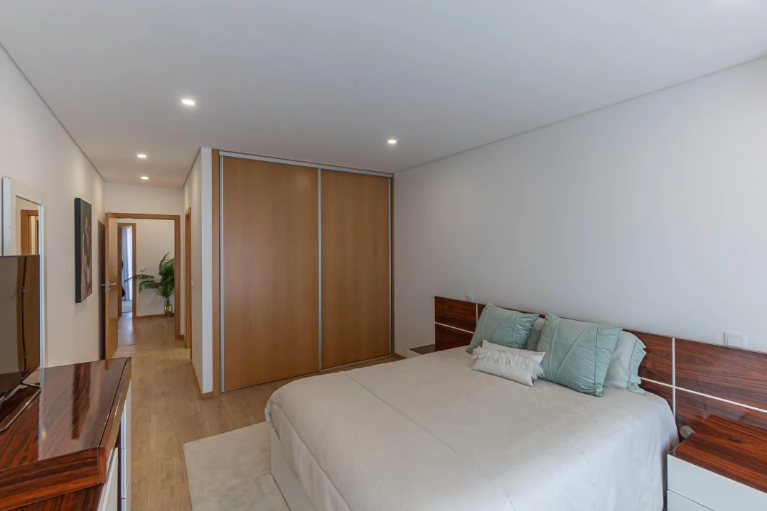 Moradia T3 para Venda em Macieira Foto 18