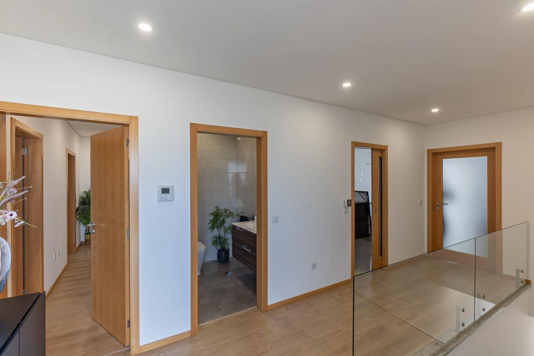 Moradia T3 para Venda em Macieira Foto 21