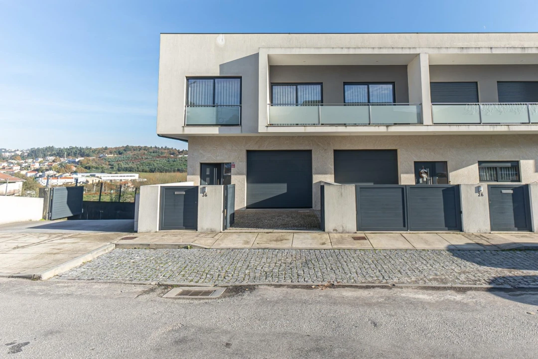 Moradia T3 para Venda em Macieira Foto 43