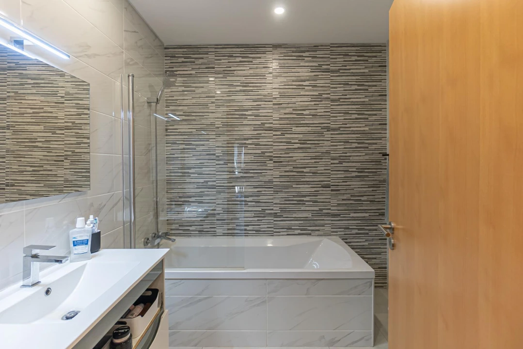 Moradia T3 para Venda em Macieira Foto 9