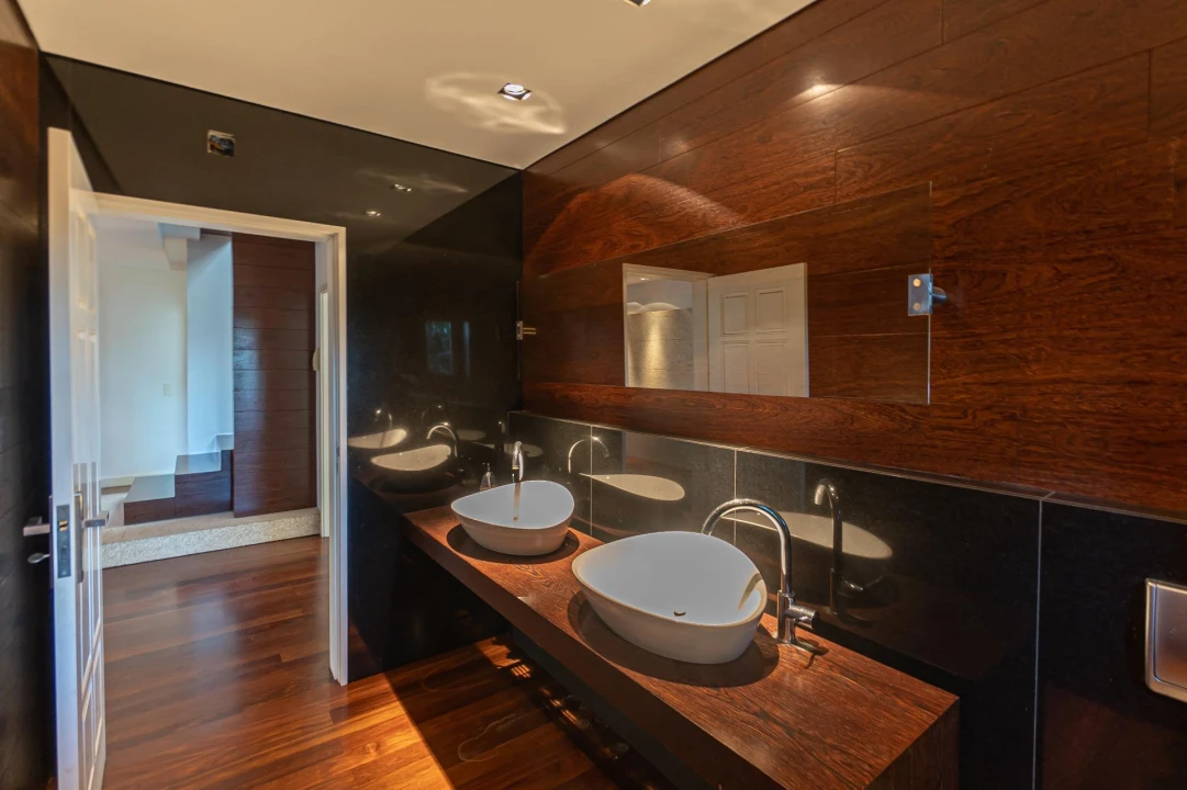 Moradia T6 para Venda em Gondomar (São Cosme), Valbom e Jovim Foto 31