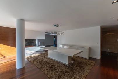 Moradia T6 para Venda em Gondomar (São Cosme), Valbom e Jovim