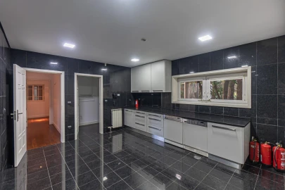 Moradia T6 para Venda em Gondomar (São Cosme), Valbom e Jovim