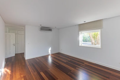 Moradia T6 para Venda em Gondomar (São Cosme), Valbom e Jovim