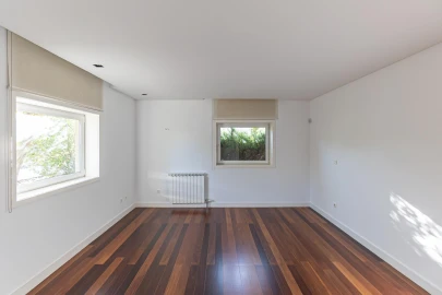 Moradia T6 para Venda em Gondomar (São Cosme), Valbom e Jovim