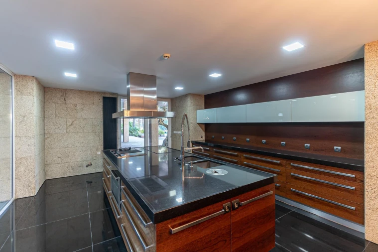 Moradia T6 para Venda em Gondomar (São Cosme), Valbom e Jovim Foto 5