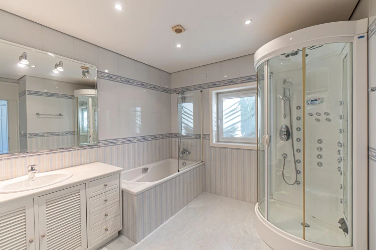 Moradia T6 para Venda em Gondomar (São Cosme), Valbom e Jovim Foto 38