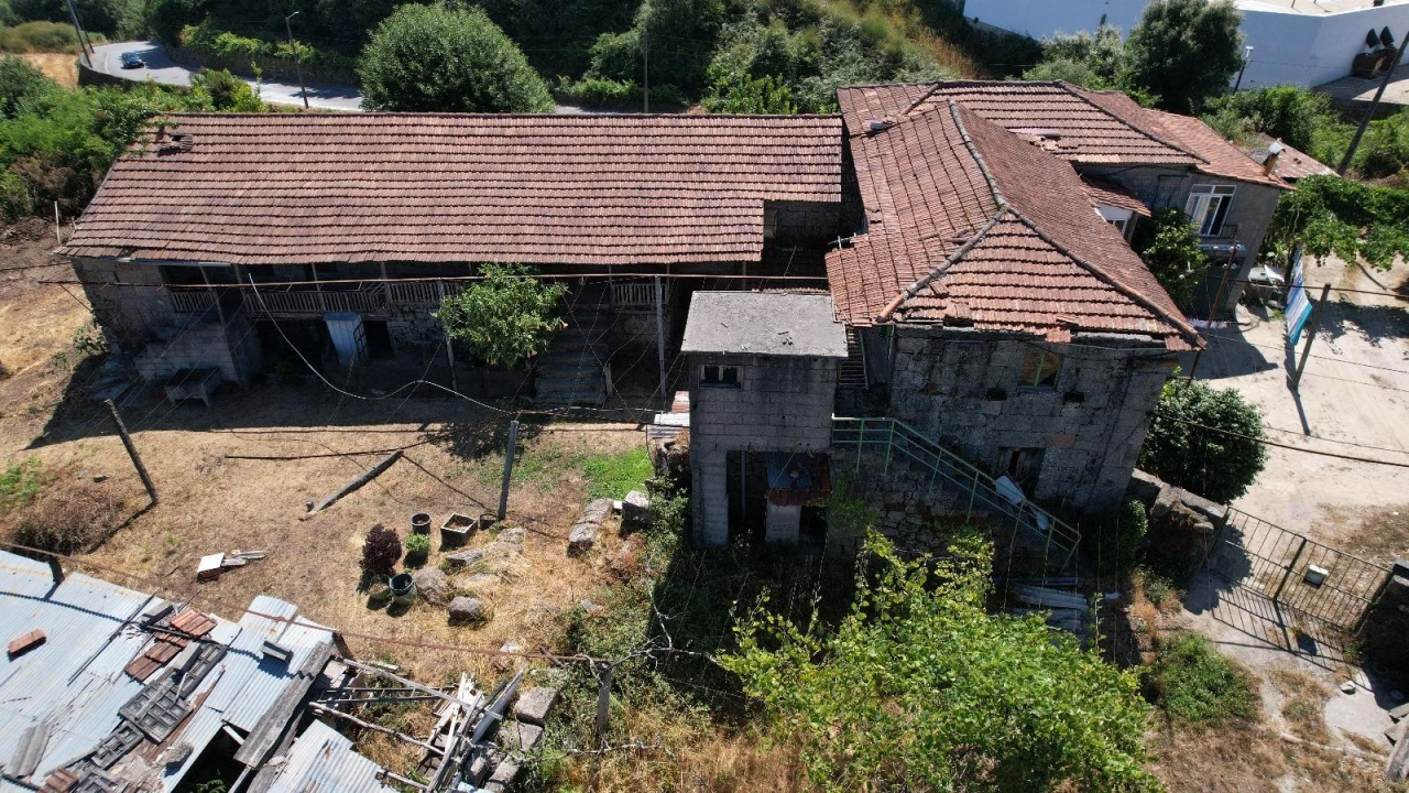 Moradia T5 para Venda em Cristelo Foto 1