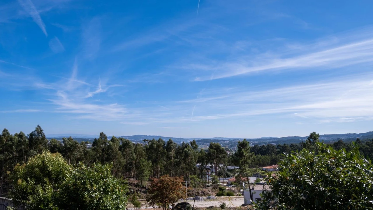 Moradia T5 para Venda em Paços de Ferreira Foto 48