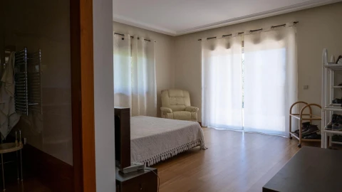 Moradia T5 para Venda em Paços de Ferreira