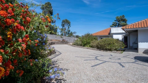 Moradia T5 para Venda em Paços de Ferreira