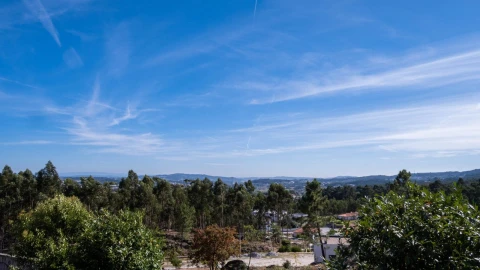 Moradia T5 para Venda em Paços de Ferreira