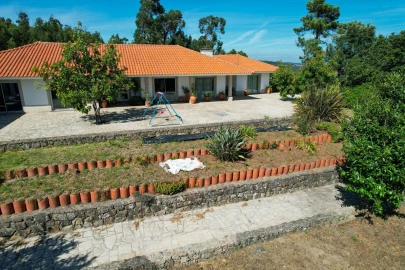 Moradia T5 para Venda em Paços de Ferreira