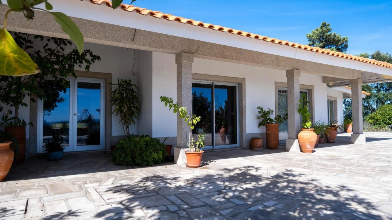 Moradia T5 para Venda em Paços de Ferreira Foto 7