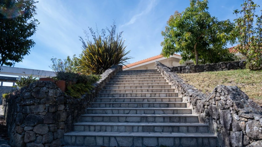 Moradia T5 para Venda em Paços de Ferreira Foto 45