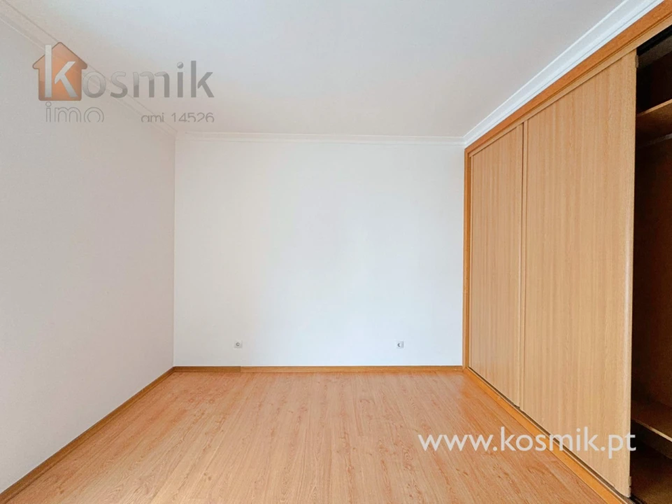 Apartamento T3 para Arrendamento em Bacelo e Senhora da Saúde Foto 5