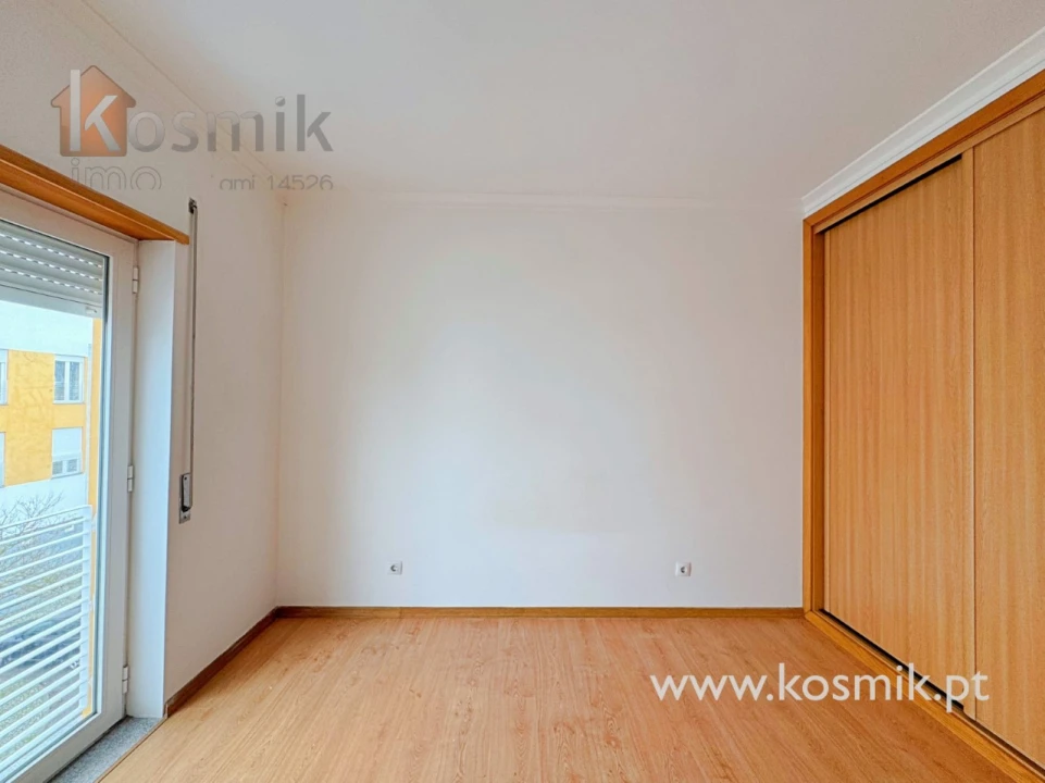 Apartamento T3 para Arrendamento em Bacelo e Senhora da Saúde Foto 30