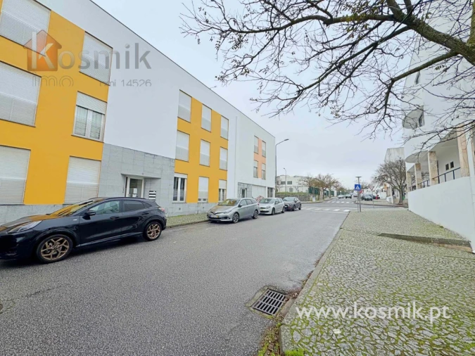 Apartamento T3 para Arrendamento em Bacelo e Senhora da Saúde Foto 14