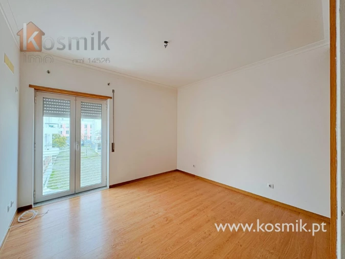 Apartamento T3 para Arrendamento em Bacelo e Senhora da Saúde Foto 26