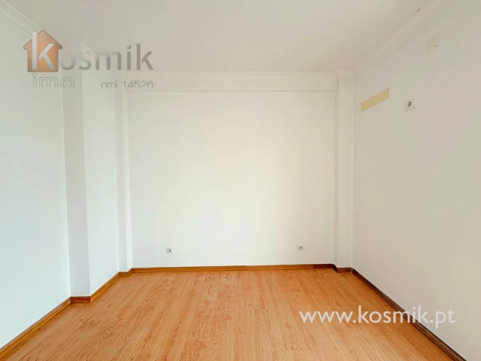 Apartamento T3 para Arrendamento em Bacelo e Senhora da Saúde Foto 33