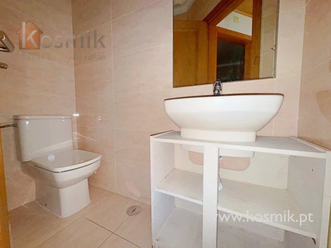 Apartamento T3 para Arrendamento em Bacelo e Senhora da Saúde Foto 38