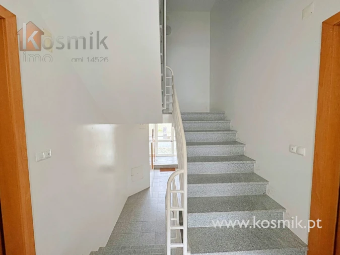 Apartamento T3 para Arrendamento em Bacelo e Senhora da Saúde Foto 47