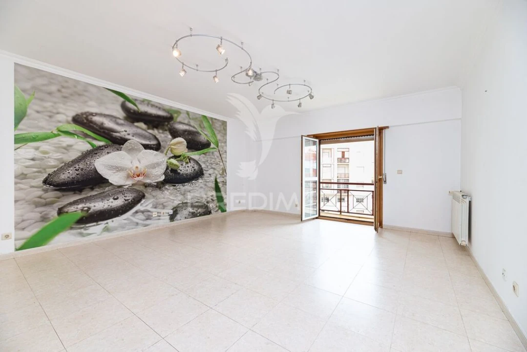 Apartamento T2 para Venda em Vialonga Foto 8