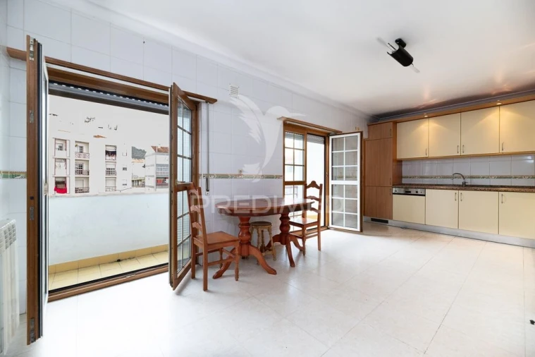 Apartamento T2 para Venda em Vialonga Foto 13