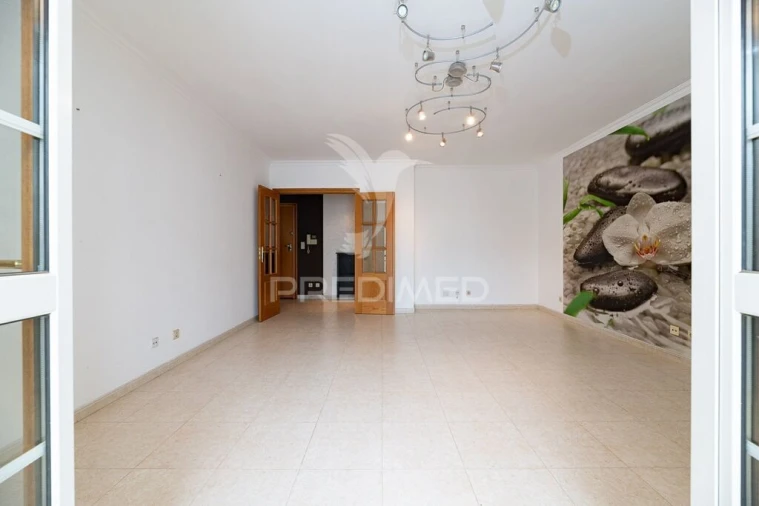 Apartamento T2 para Venda em Vialonga Foto 11