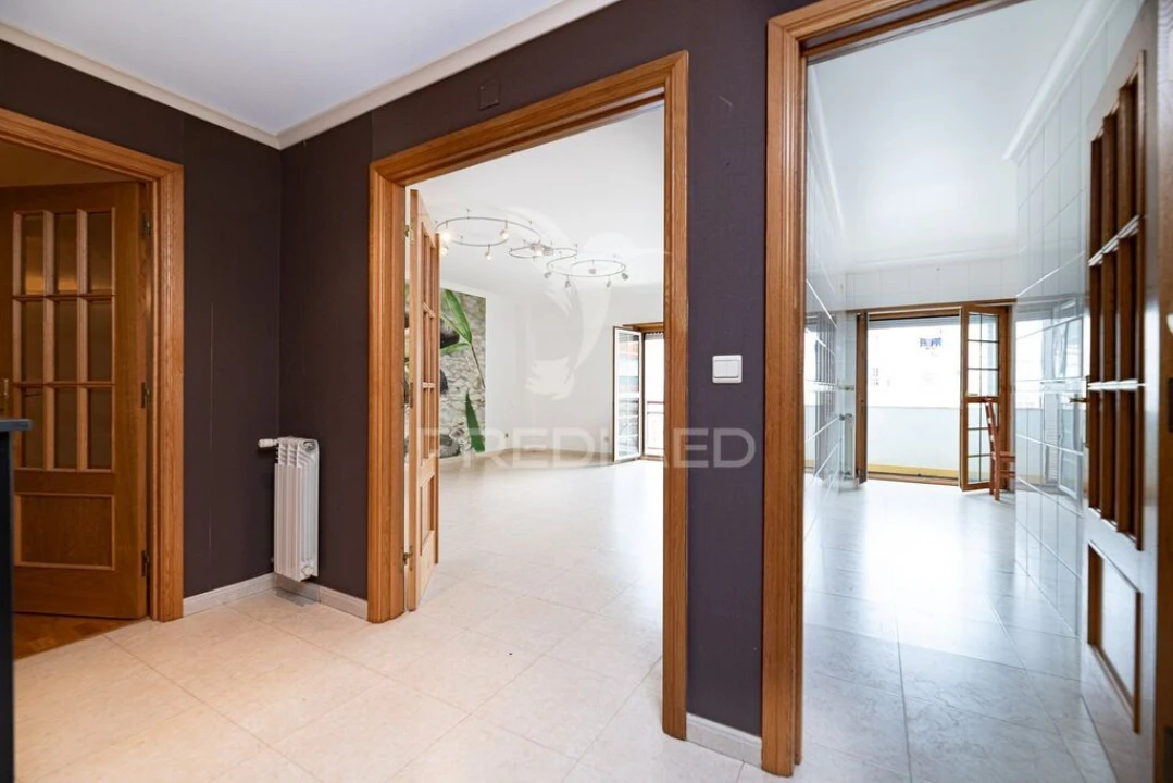 Apartamento T2 para Venda em Vialonga Foto 5