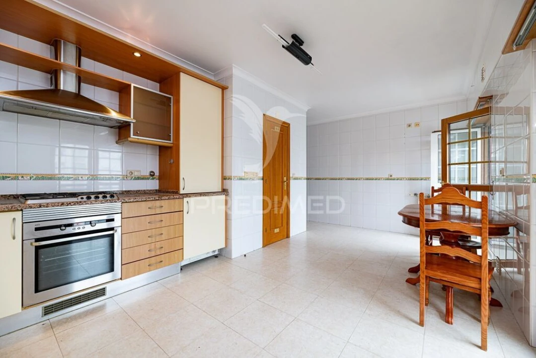 Apartamento T2 para Venda em Vialonga Foto 1
