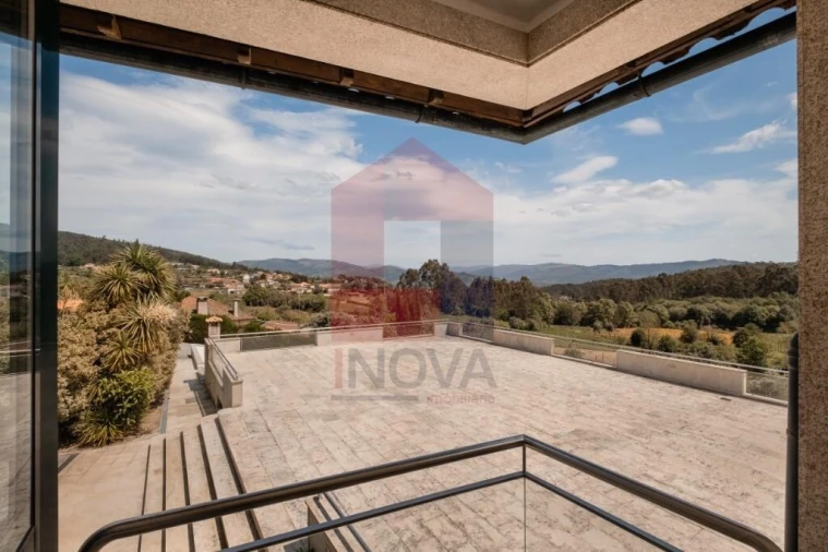 Moradia T4 para Venda em Oriz (Santa Marinha) e Oriz (São Miguel) Foto 31