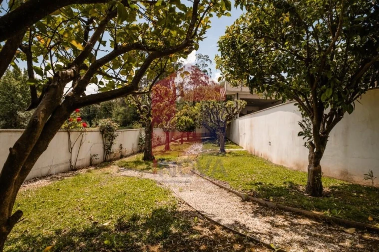 Moradia T4 para Venda em Oriz (Santa Marinha) e Oriz (São Miguel) Foto 48