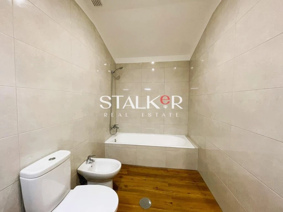 Apartamento T4 para Venda em Arcozelo Foto 8