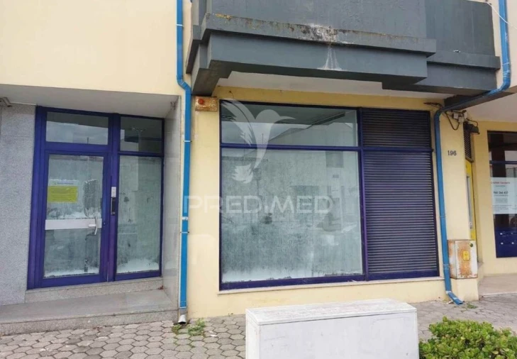 Loja para Venda em Eixo e Eirol Foto 2