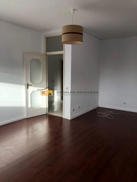 Apartamento T2 para Venda em Paranhos