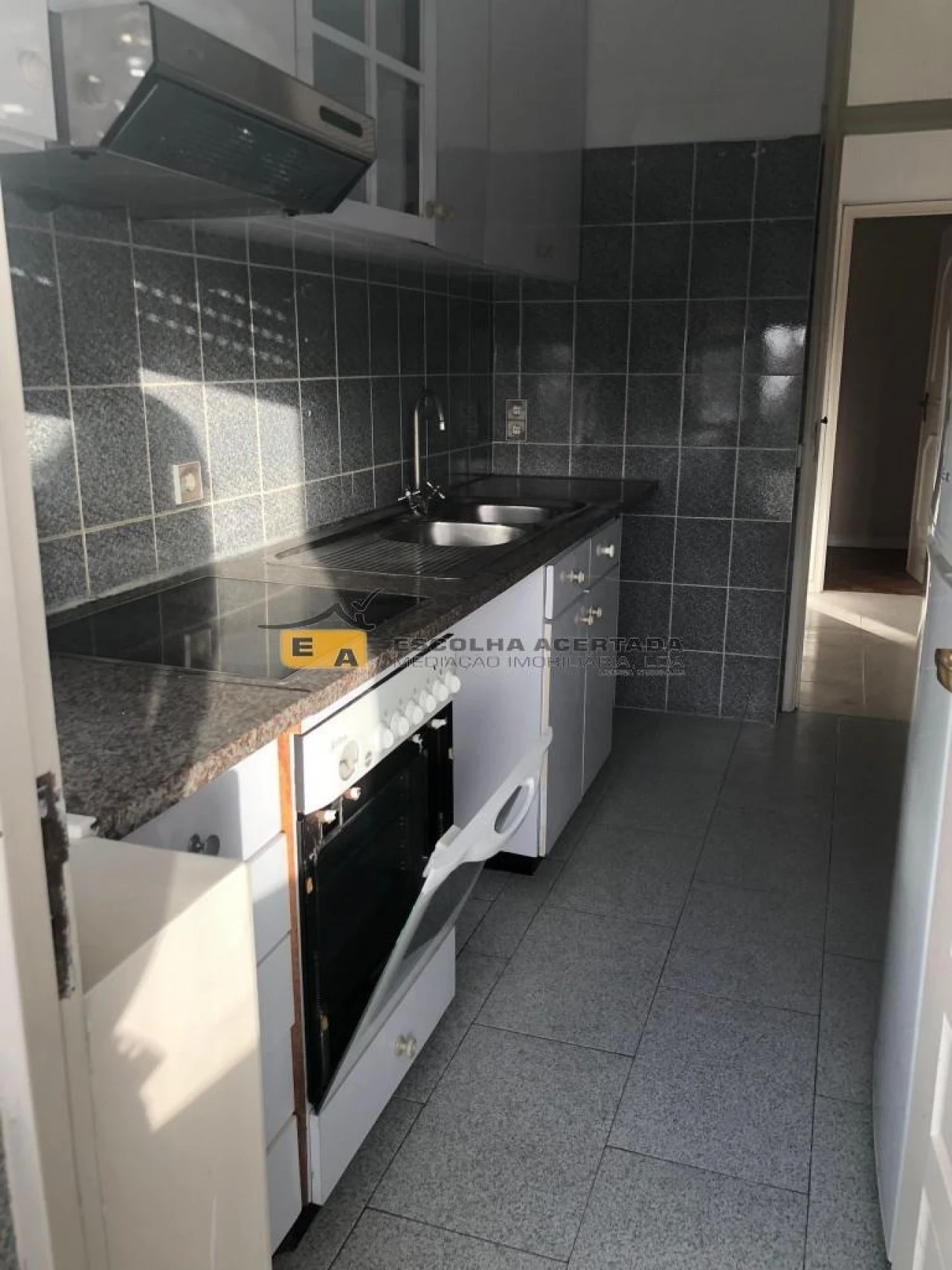 Apartamento T2 para Venda em Paranhos Foto 1