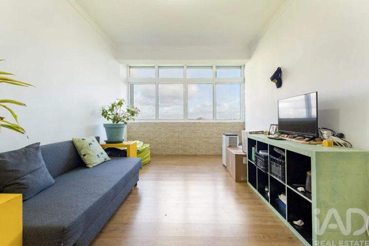 Apartamento T2 para Venda em Seixal, Arrentela e Aldeia de Paio Pires Foto 6