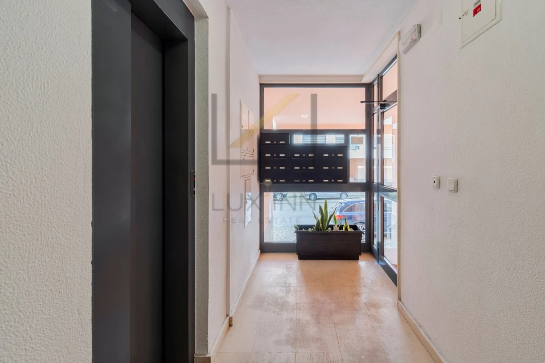 Apartamento T2 para Venda em Quinta do Anjo Foto 22