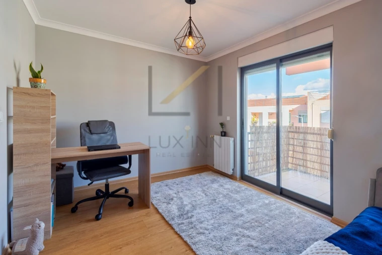 Apartamento T2 para Venda em Quinta do Anjo Foto 12