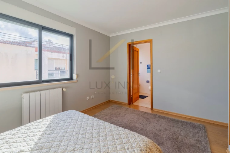 Apartamento T2 para Venda em Quinta do Anjo Foto 19