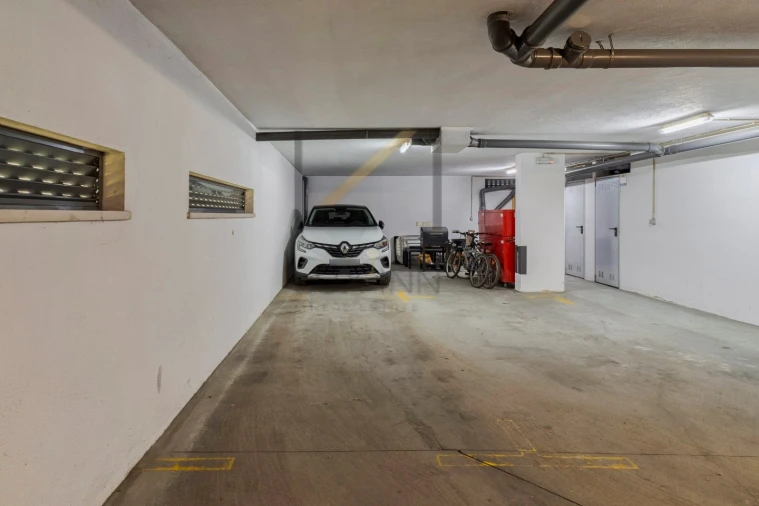 Apartamento T2 para Venda em Quinta do Anjo Foto 23