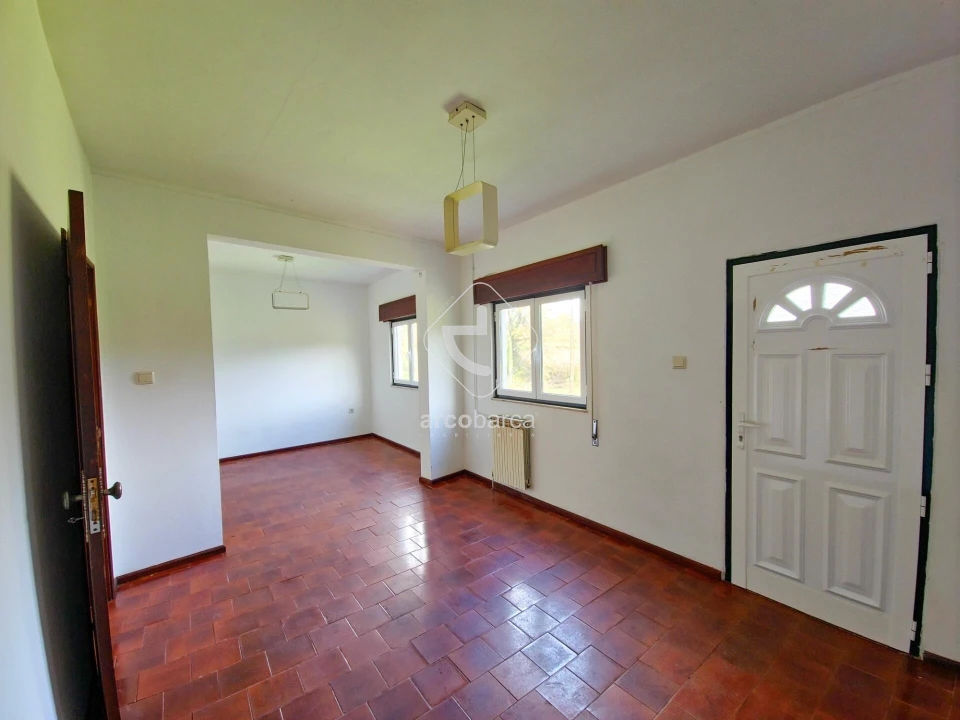 Moradia T2 para Venda em Cuide de Vila Verde Foto 9