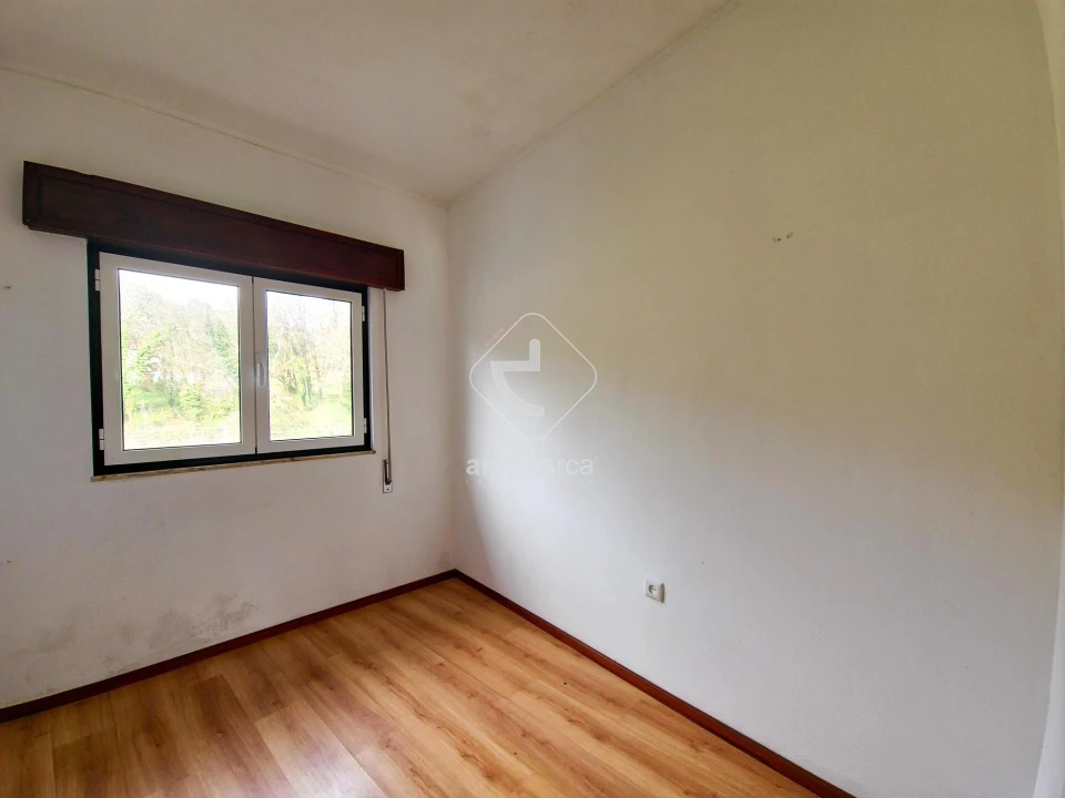 Moradia T2 para Venda em Cuide de Vila Verde Foto 8