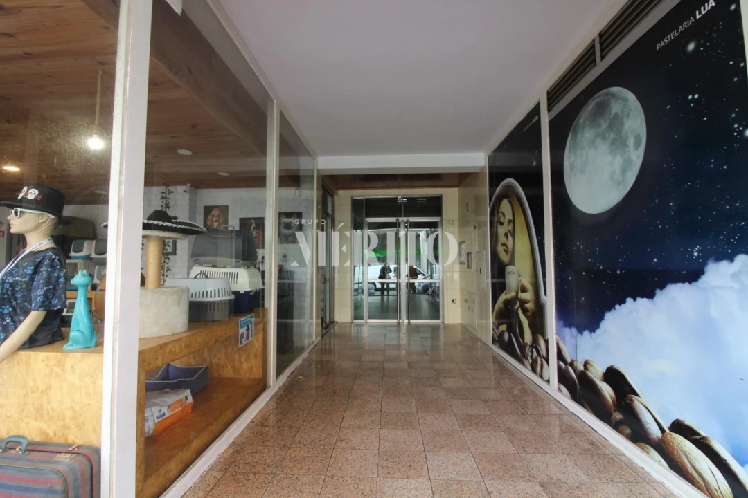 Escritório para Arrendamento em Ferreiros e Gondizalves Foto 8