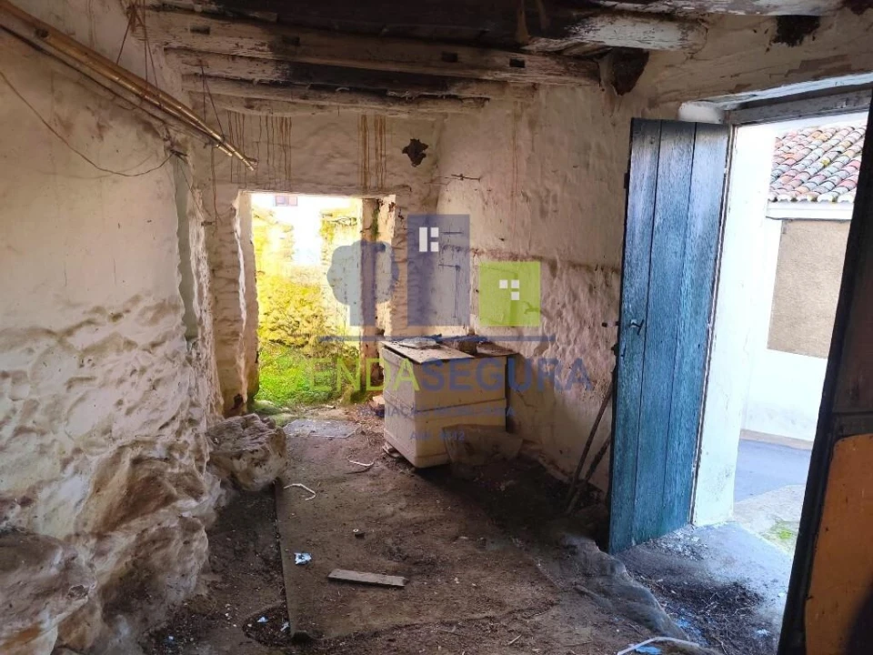 Moradia T2 para Venda em Santo Agostinho e São João Baptista e Santo Amador Foto 24