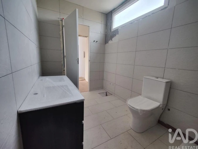 Moradia T2 para Venda em Dois Portos e Runa Foto 15