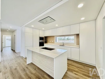 Moradia T3 para Venda em Fernao Ferro