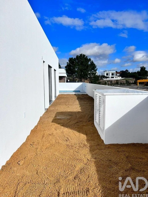 Moradia T3 para Venda em Fernao Ferro